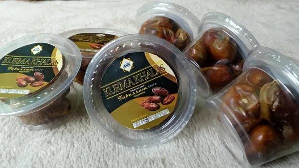 kurma takjil