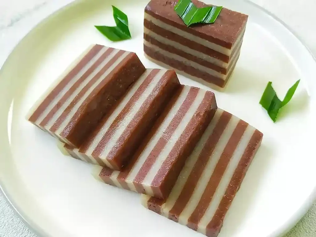 kue lapis, contoh jenis kue basah yang tahan lama
