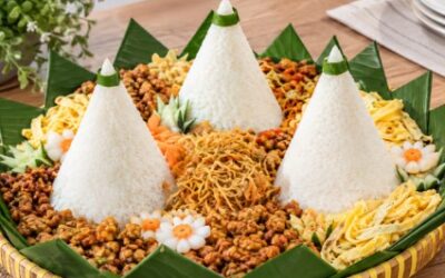 7 Ide Jenis Tumpeng Adat Jawa Unik!